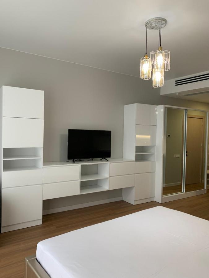 White Sails Apartment Batoumi Extérieur photo